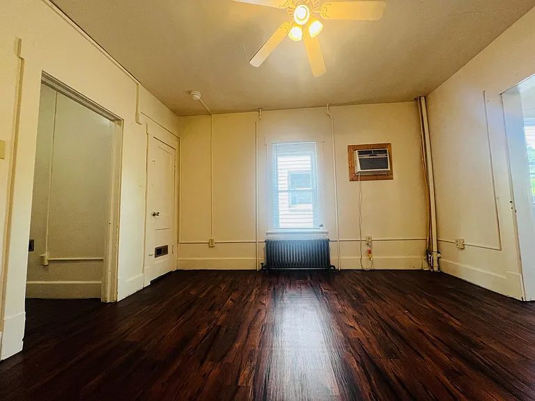 759 Garrison Ave — Photo 5