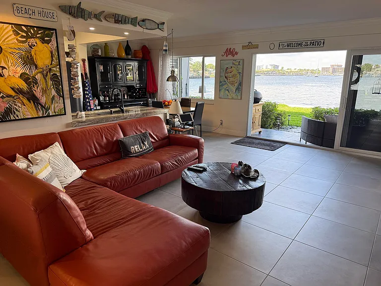1201 S Riverside Dr #106 — Photo 3