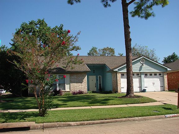 2nd image of 7003 Tara Dr