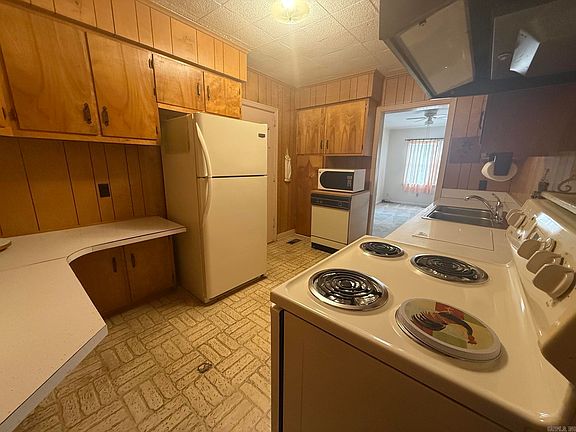 5th image of 1007 S Porter St