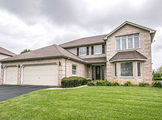376 Highknob Rd, Bolingbrook, IL 60440