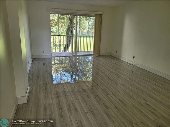 2nd image of 8735 Ramblewood Dr APT 210