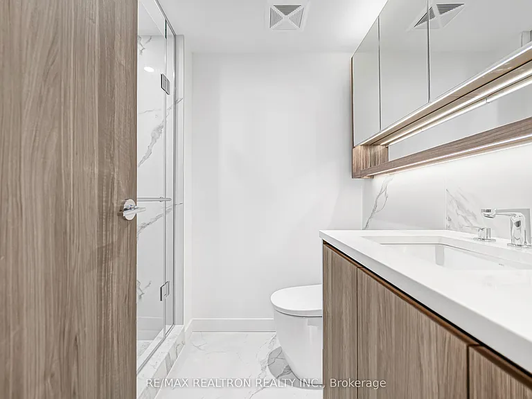 68 Esther Shiner Blvd #1705 — Photo 8