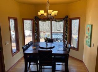 2710 Timber Lane Dr, Flushing, MI 48433