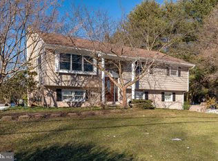 1851 Wickersham Ln, Lancaster, PA 17603