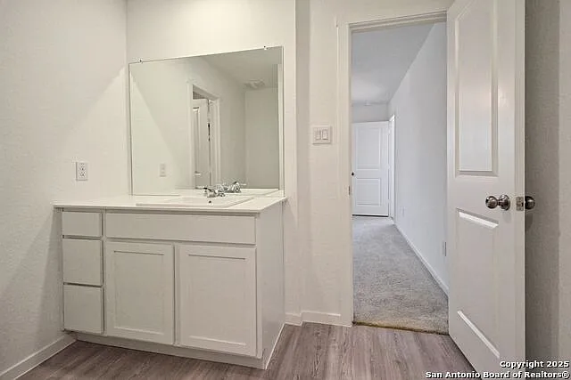 206 Charles Way — Photo 24