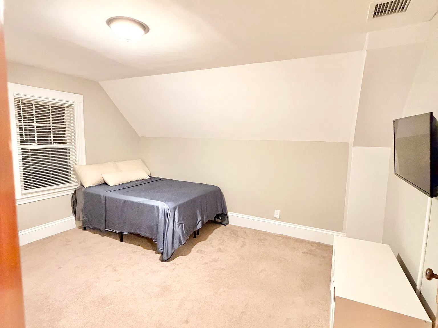 5 bed, 1920 sqft, $1,200 — Photo 3