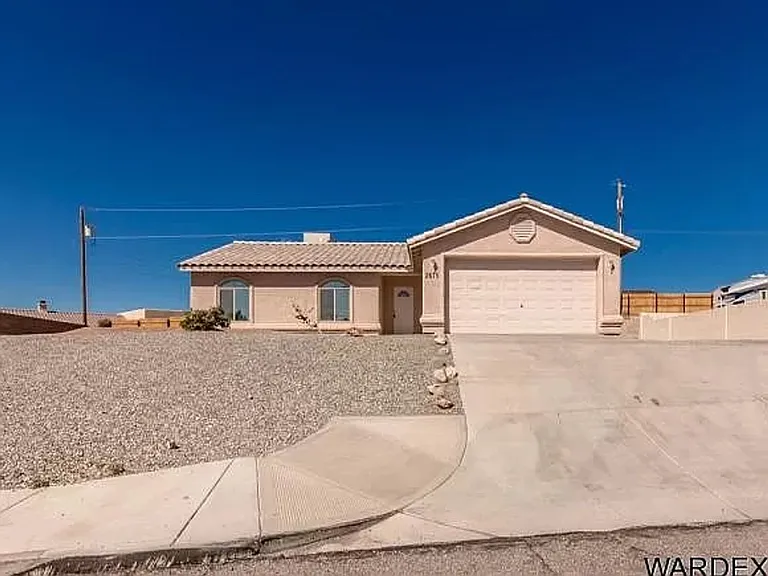 2675 Bluewater Dr — Photo 1
