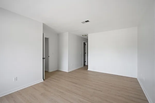 470 S Main St #203 — Photo 20