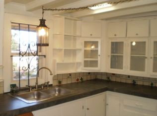 318 Pino Rd, Santa Fe, NM 87505