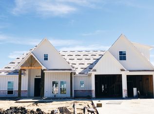 2325 Diamond D Dr, Beaumont, TX 77713