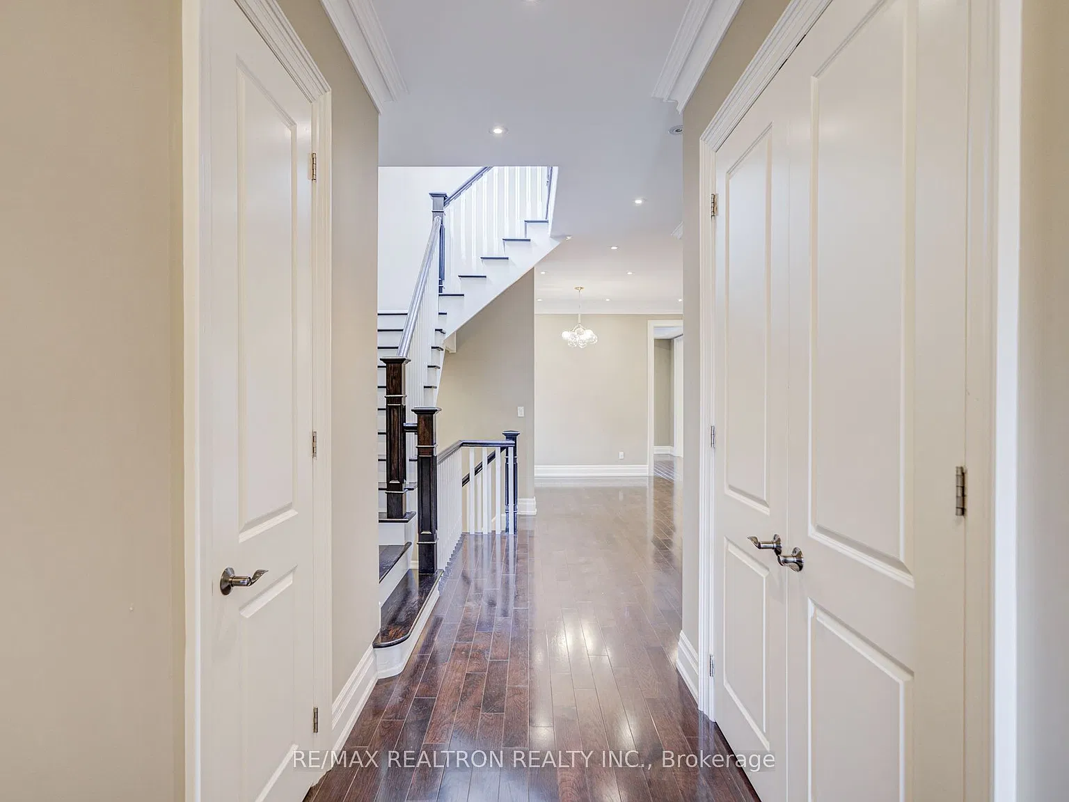 5 bed, $6,600 — Photo 4