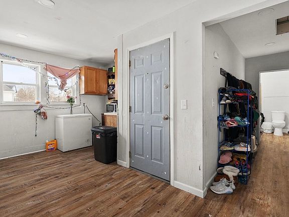 4th image of 503 W Rollin St #2