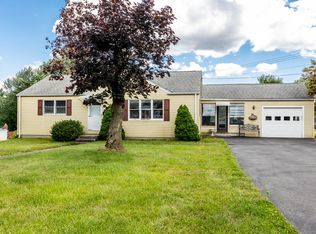 100 Concord Cir, Wethersfield, CT 06109