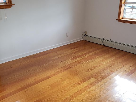 3rd image of 6530 Utopia Pkwy Floor 2
