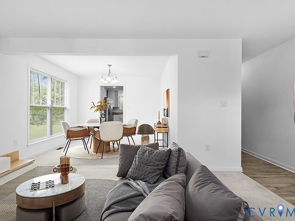 5th image of 99 Laurel Ln
