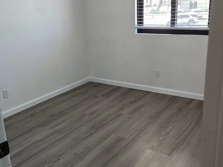 1311 N Gila St #4 — Photo 13