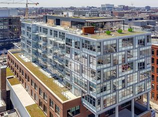 171 N Aberdeen St, Chicago, IL 60607