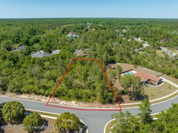 6113 Waters Way, Weeki Wachee, FL 34607