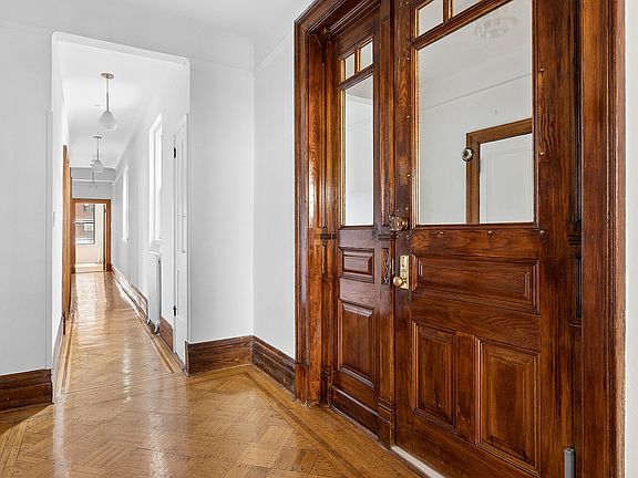 4th image of 233 W 83rd St APT 7E
