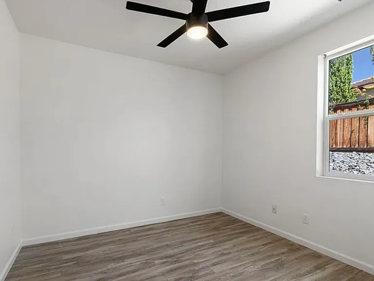 2710 Alessandro Dr — Photo 22