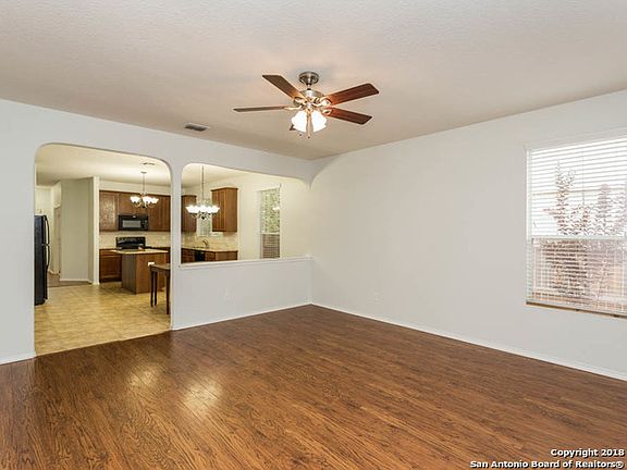 5th image of 8119 Ashwood Pointe