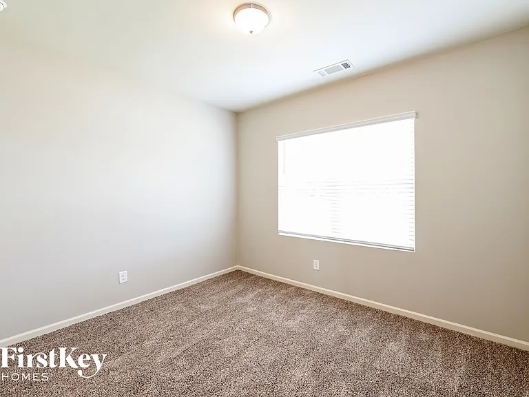 17 Apalachee Dr — Photo 11