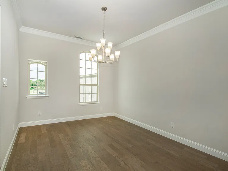 2223 Clairmount Dr — Photo 14