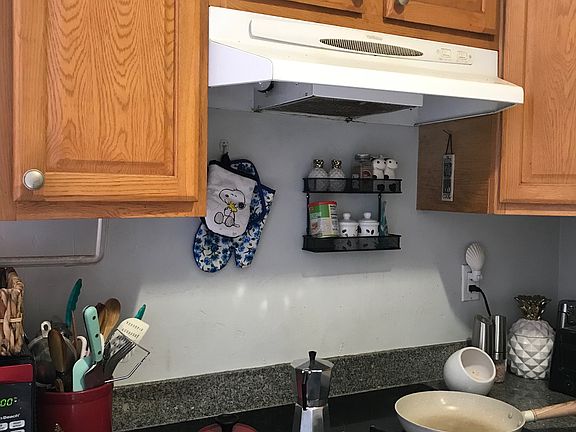 5th image of 5314 Lilac Ave