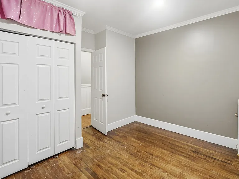 131 Providence St — Photo 29