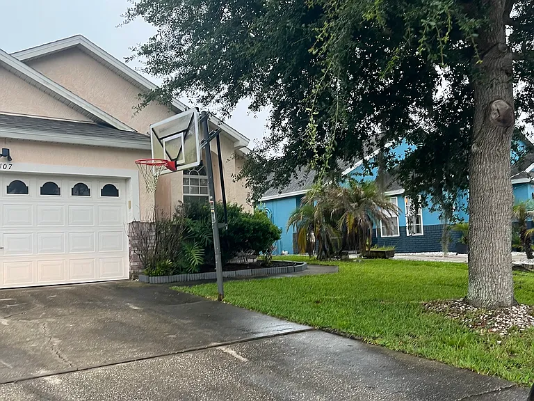 107 S Roma Way — Photo 31