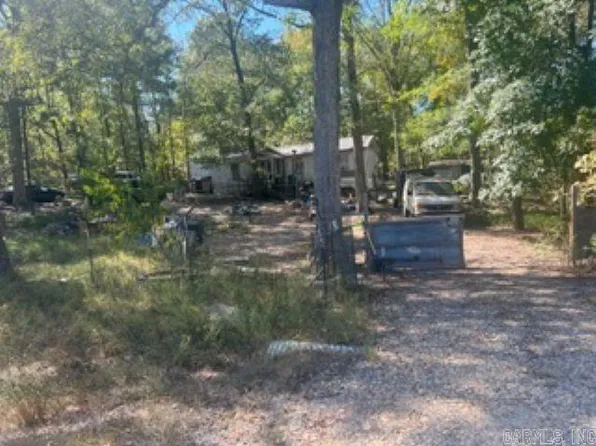 22393 Cameron Dr, Mabelvale, AR 72103