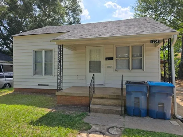 1707 S Garrett St, Marshall, TX 75670