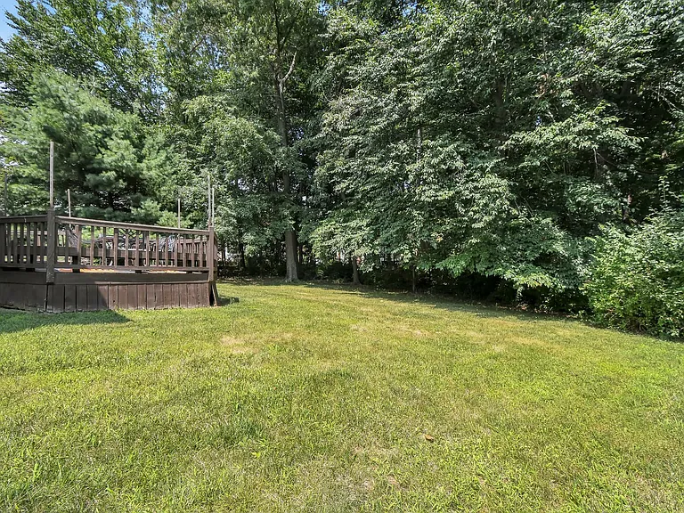 3084 Highland Park Dr — Photo 25