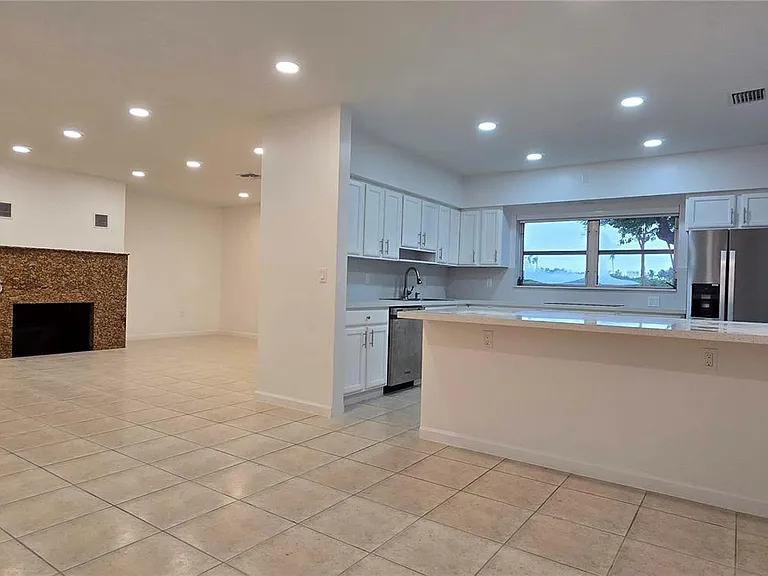 6500 SW 82nd Ave — Photo 12