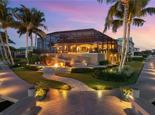 368 Bayside Ave, Naples, FL 34108