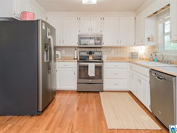 5th image of 6823 Lexington Oaks Dr