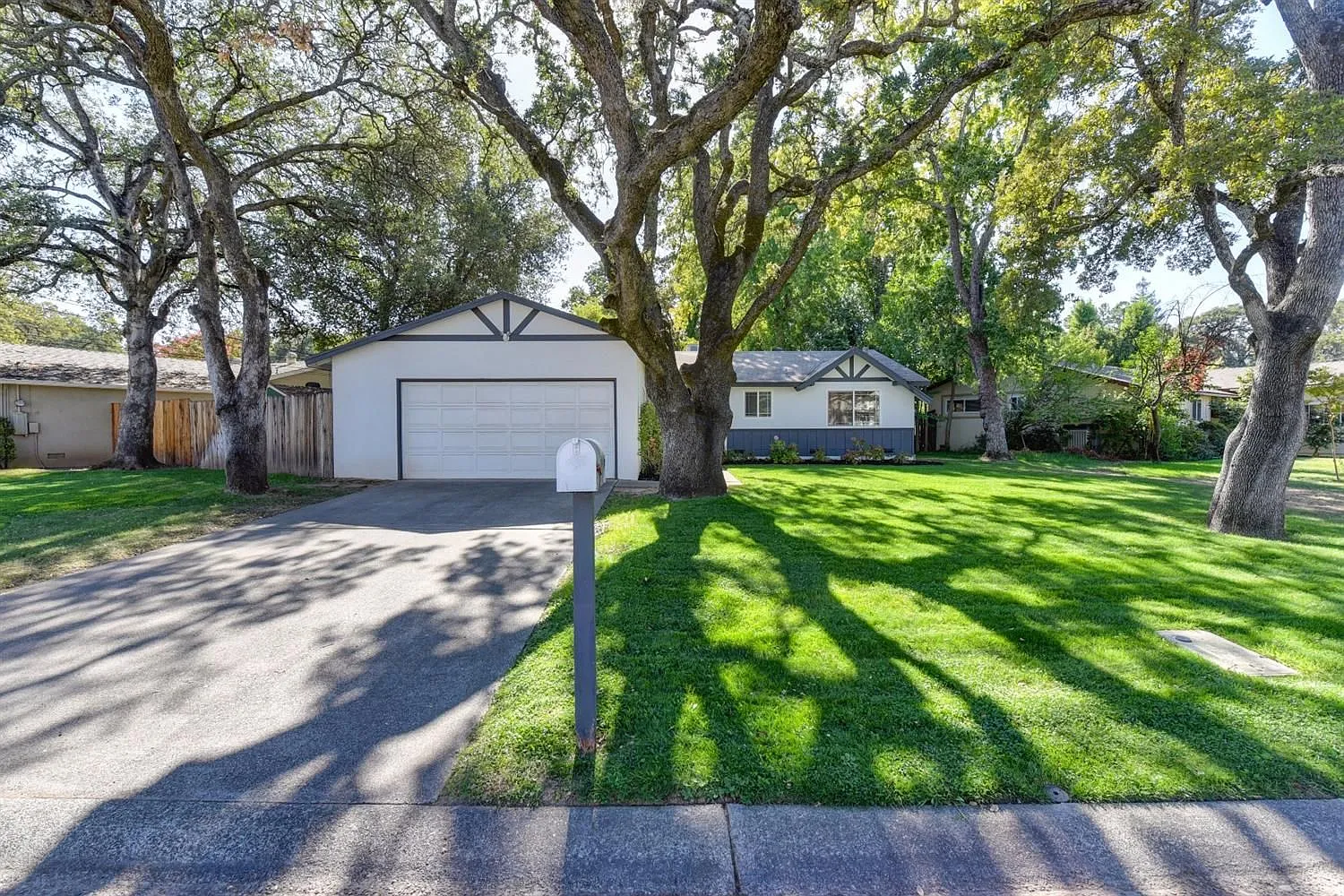 6610 Northbrook Way photo 1