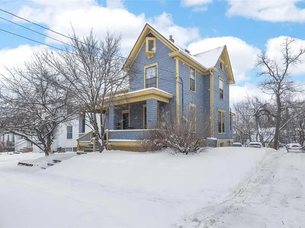 914 E Iowa Ave, Iowa City, IA 52245
