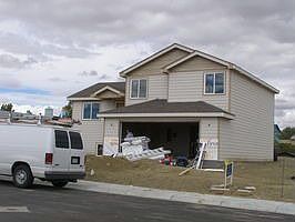 Home for Sale in Bar Nunn, Wyoming $187,000