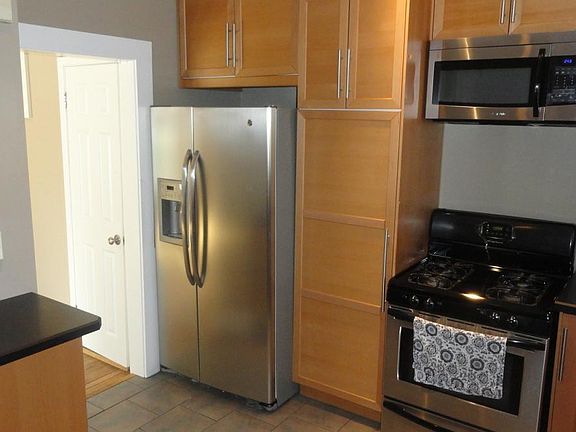 5th image of 2423 Woodmere Dr