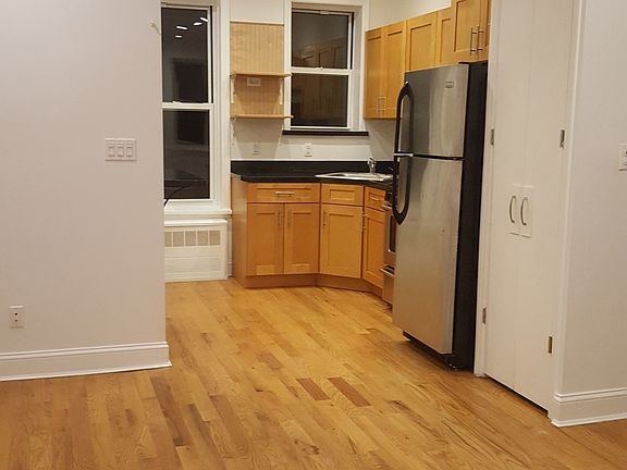 4th image of 43-2 30th Ave