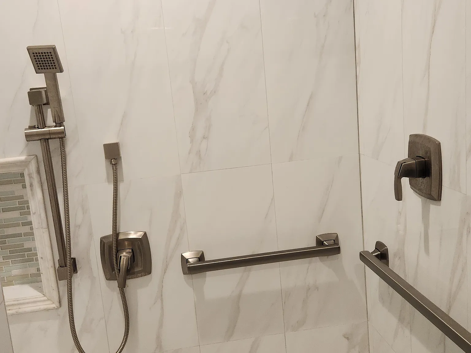 1 bed, 1333 sqft, $1,450 — Photo 4