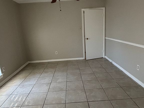2nd image of 12138 Creekhurst Dr