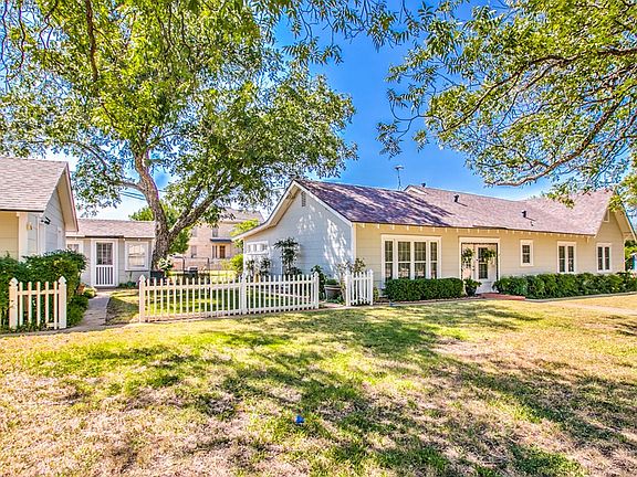 3rd image of 308 N 5th St