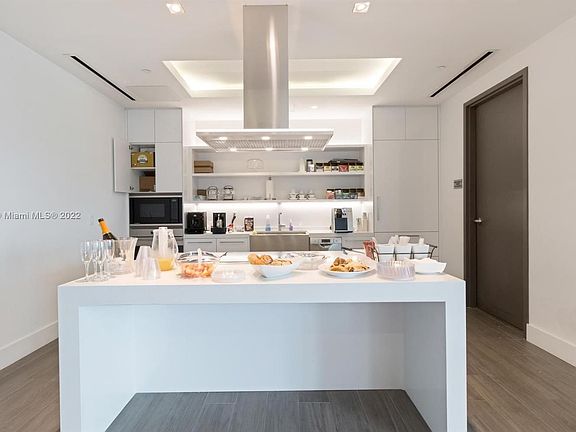 4th image of 17111 Biscayne Blvd Unit 1505