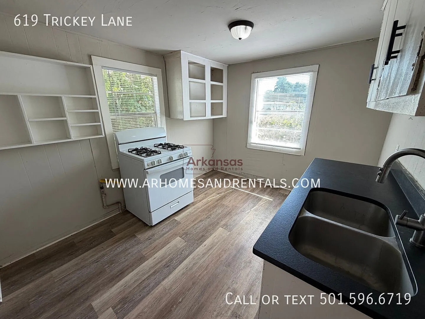 1/2 Off First Month's Rent ~ 2 Bedroom | 1 Bathroom ~ 619 Trickey Lane — Photo 4