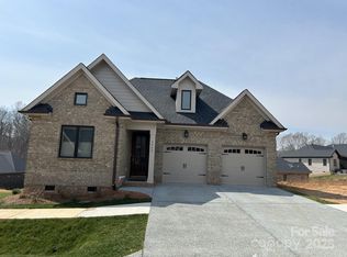 5062 Silver Trace Ln, Denver, NC 28037