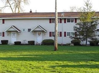 4963 Tuscarora Rd, Niagara Falls, NY 14304