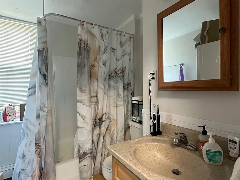 194 Central St #1 — Photo 9
